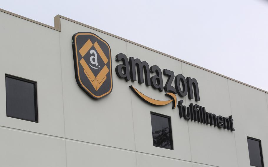 Servicemembers at some locations overseas were unable to place orders at Amazon during the latter part of last week, but the problem appears to be mostly resolved.