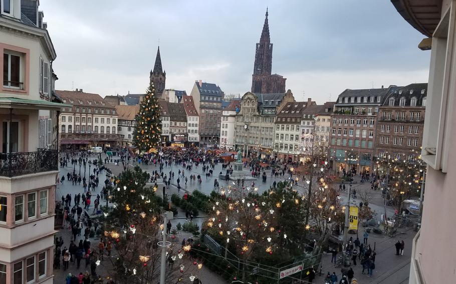 Place Kléber, the central square of Strasbourg, France, and the Christmas market in 2017.