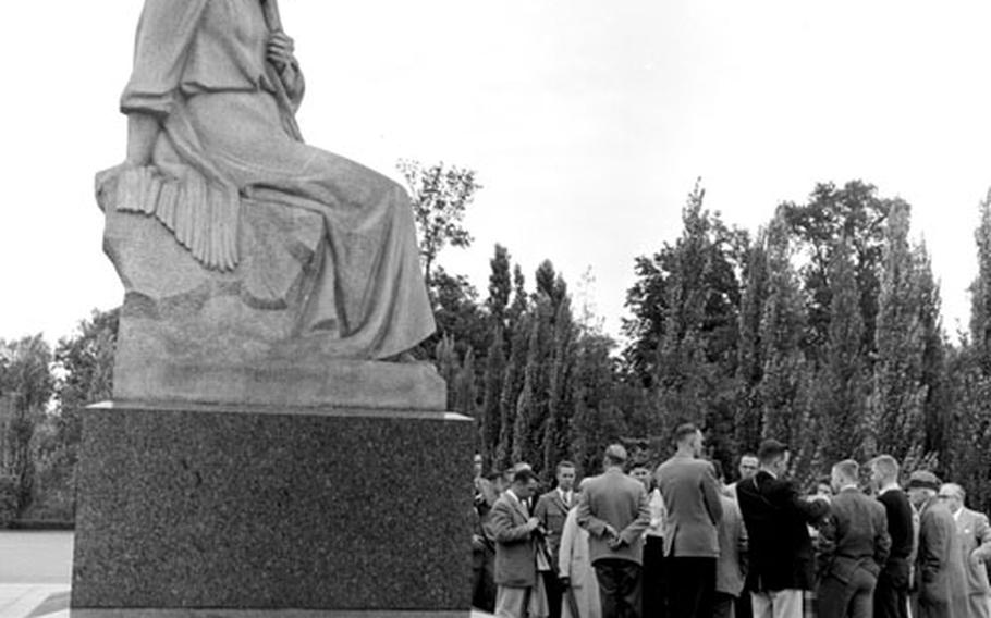 This statue symbolizes Mother Russia mourning her sons.