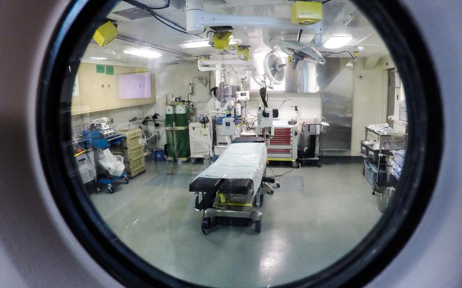 One of two operating rooms aboard the amphibious transport dock ship USS New York.