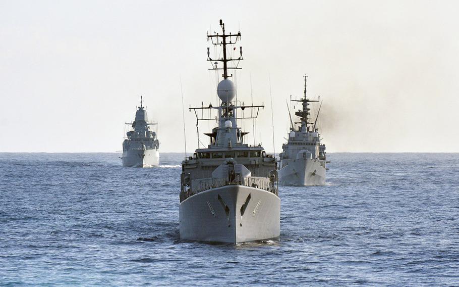 Beach storming and Ospreys on foreign vessels at Trident Juncture ...