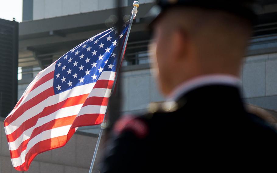 Is post office open on veterans day