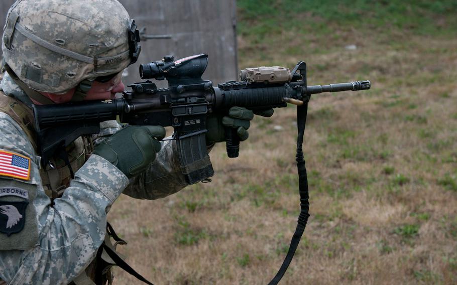 The U.S. Army has changed the functions checks and immediate action drills for its M4 carbines and M16 rifles after discovering a flaw in many of the weapons.