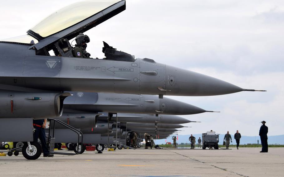 Air Force airmen assigned to the 301st Fighter Wing, Naval Air Station Joint Reserve Base Fort Worth, Texas, prepare to launch F-16C Fighting Falcons at Campia Turzii, Romania, May 8, 2019.