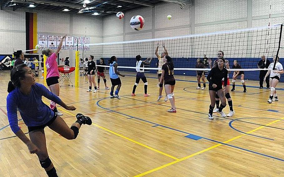 High-powered coaching drives DODDS' volleyball camp | Stars and Stripes