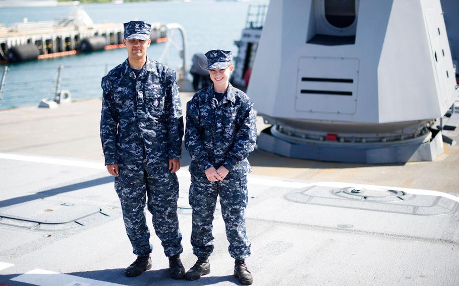 Navy announces end of blue camouflage uniform