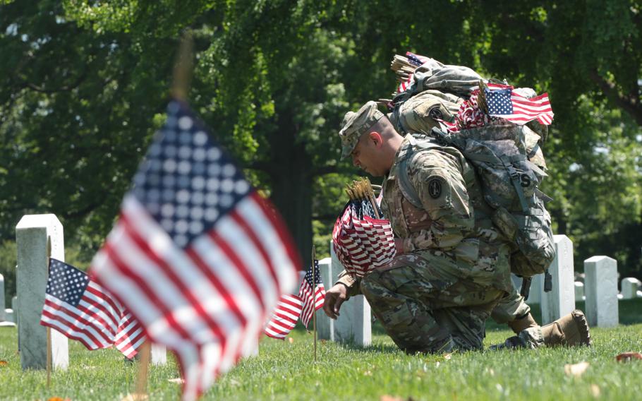 'Old Guard' honors the fallen through Arlington National Cemetery's ...