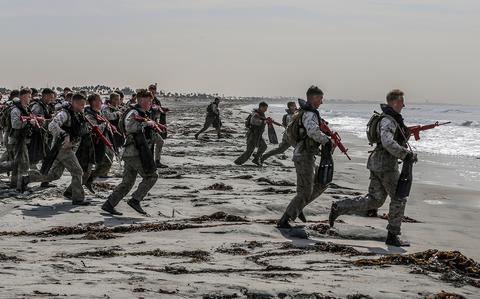 Historic first: Female lance corporal joins Marine Corps’ elite recon ...