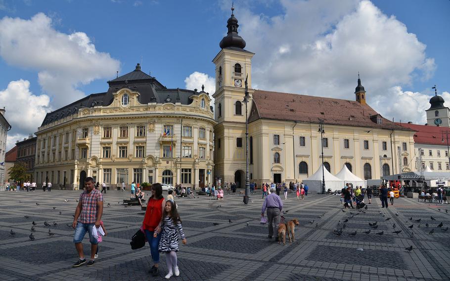 Pictures from Romania: a description of Sibiu, German Hermannstadt, a  historical town in Transylvania (Romania)